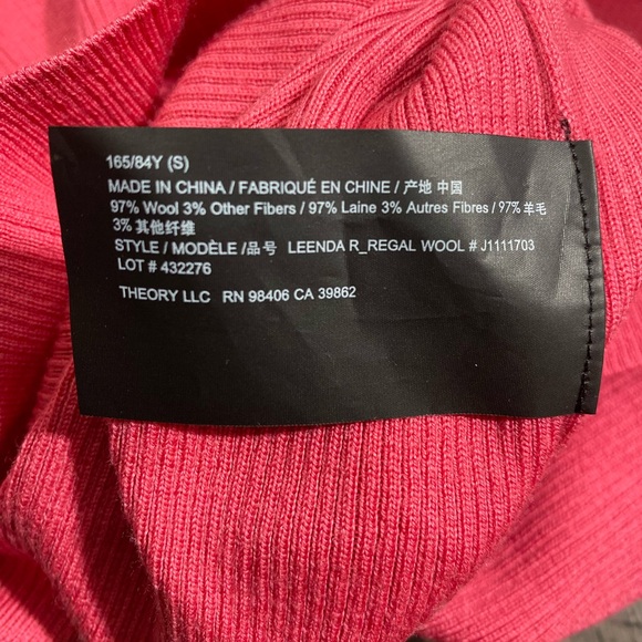 NEW | THEORY Leenda Short-Sleeve Turtleneck in Regal Wool - Picture 6 of 7